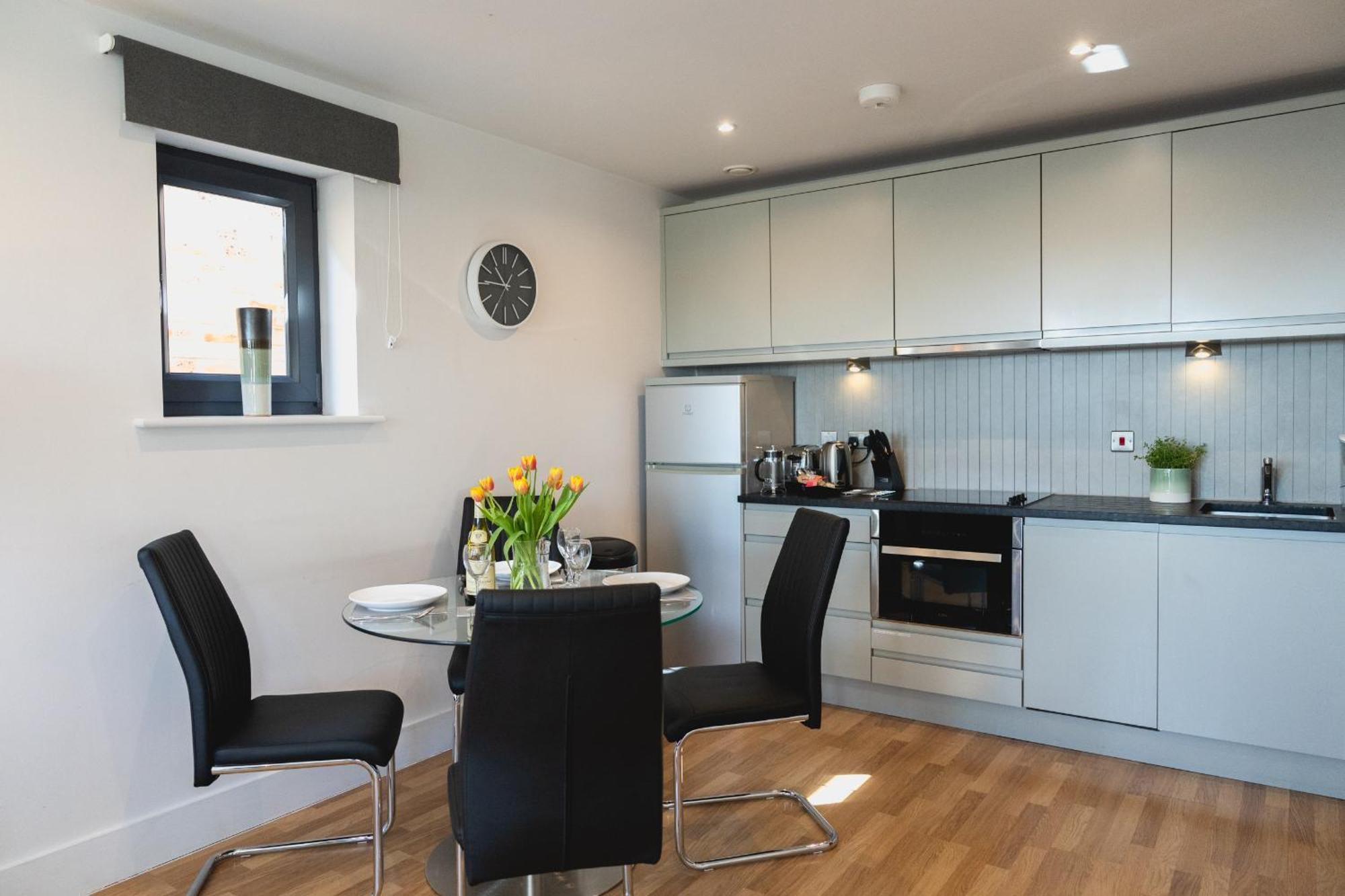 Your Space - Eden House Apartment
